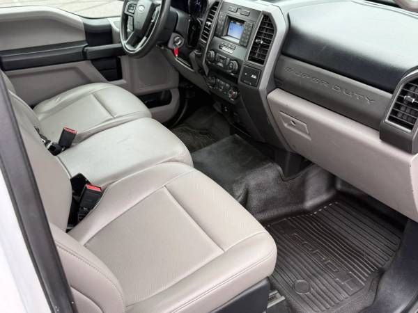 2021 Ford F350 Super Duty - Photo 15