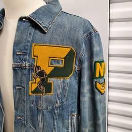 Ralph Lauren - Hombres Talla Mediana - Chaqueta de Fútbol Americana en Denim - $150 (Columbia, Maryland)63441771678593122