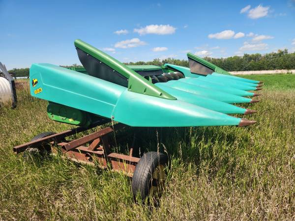 John Deere 693 Corn Header 1