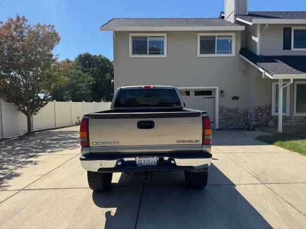 2001 CHEVY SILVERADO 1500 4X4 / ELEVADO / FUNCIONA EXCELENTE - $6,900 (FOLSOM)63619192770947123