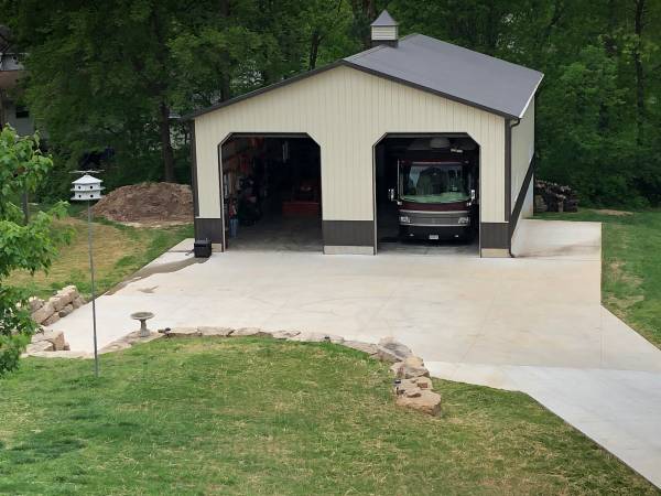 40’ enclosed storage 1