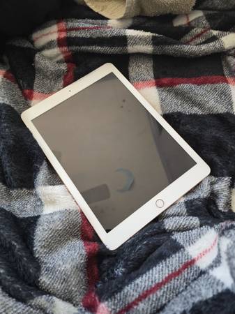 IPad 8th Gen 1