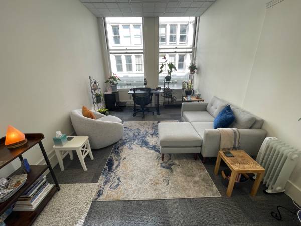 $200 OFFICE SUBLET- Thurs. & Fri., Union Square Historic Flood Building (downtown / civic / van ness)63888990979713120