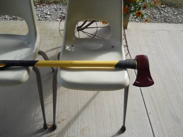 pole ax 1