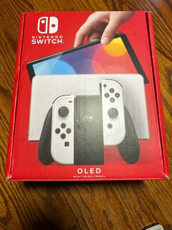 Nintendo Switch OLED 1