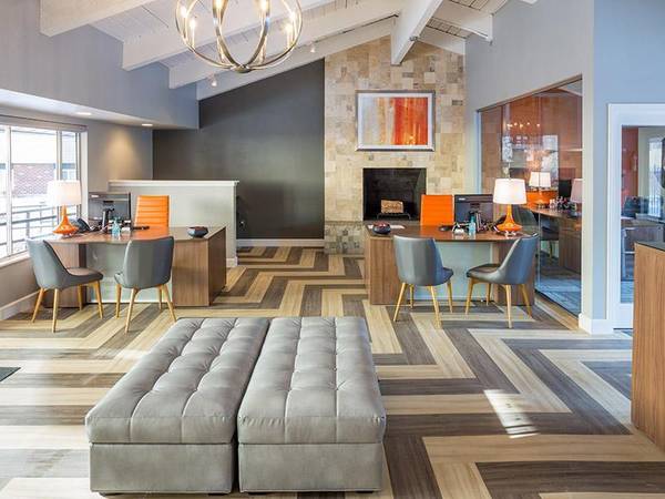 Must-See Studio/Studio-Prime Commuter Spot with Fabulous Amenities 1