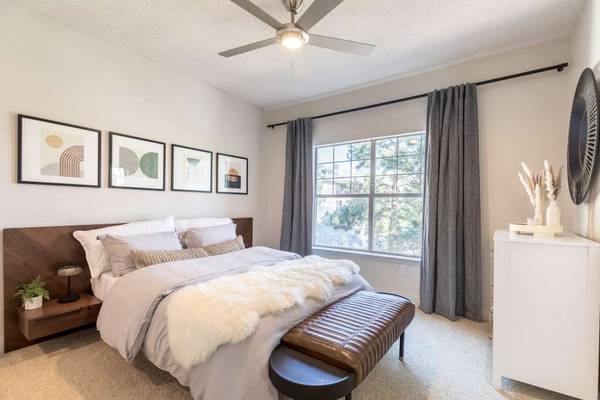 $1,814 / 1br - 830ft2 - Piscina, Sala de medios con TV de pantalla plana, 1B/1B (7610 E Caley Ave, Centennial, CO)63849270026755123