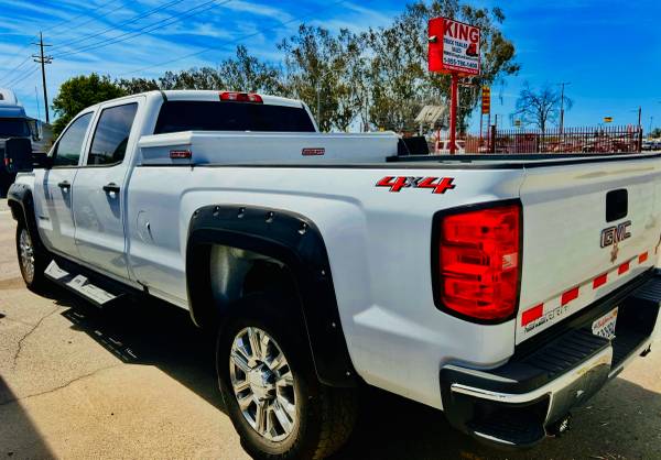 19 GMC 2500  4X4 clean title - $21,995 (Bakersfield)63613744624001124