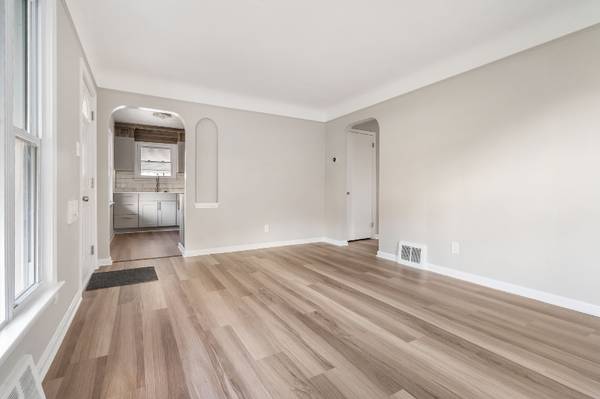 $1850.00 / 3br - 1100ft2 - Cape Cod reformado en Parma63770006990979124