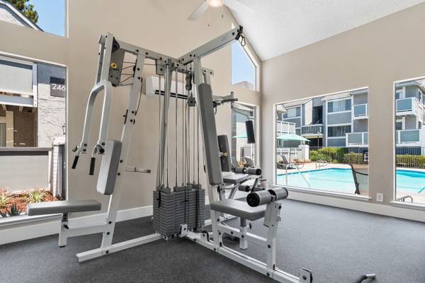 $3,655 / 2br - 971ft2 - Comfort Meets Convenience at Shadow Creek | Check It Out Today! (campbell)63880013844611121