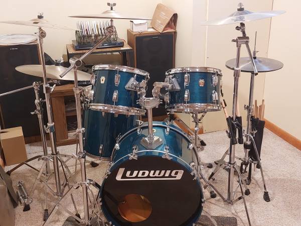 Ludwig Classic Maple Drums 1