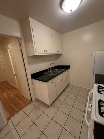 $2,399 / 1br - N berkeley 1bed 1bath remodeled accross from Andronicos walk to shops (berkeley)63845956532225124