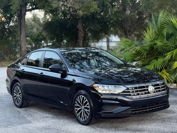 JAZZY JETTA!! 2019 VOLKSWAGEN JETTA SE -92K MILES 1