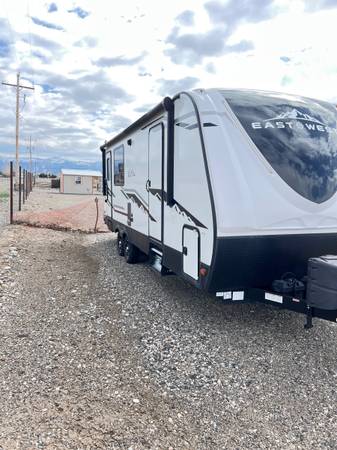 Travel trailer 28.5 1