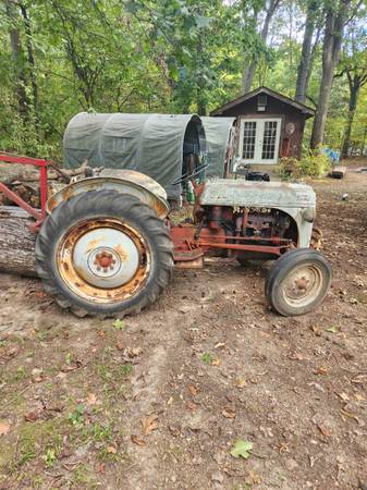 1951 8N ford tractor 1