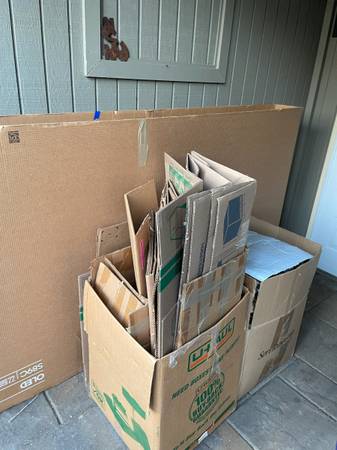 Free moving boxes 1