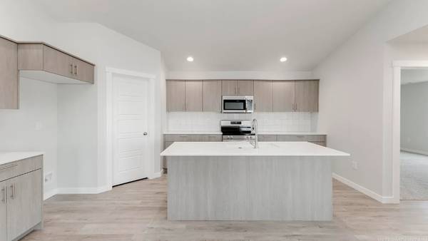 $2,595 / 4br - 2126ft2 - 2252 Carly St. Star – Disfruta del encanto de un pueblo pequeño y la comodidad moderna!! (Star)63794895299459124
