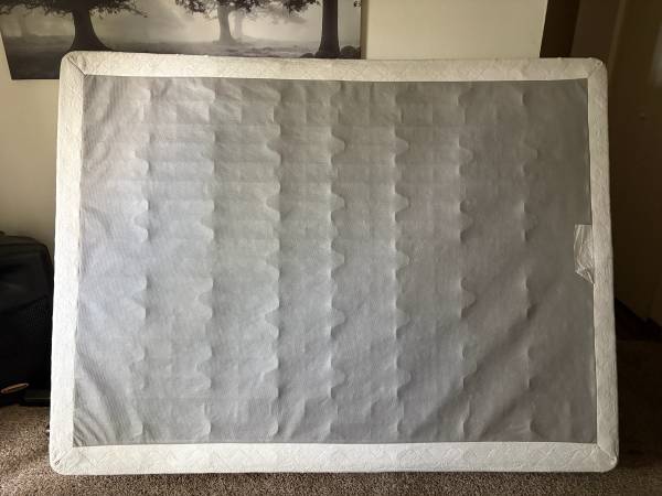 Queen box spring 1