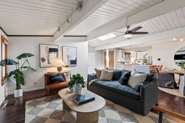 $775,000 / 4br - 2024ft2 - 3-4 bedroom 2 bath house – Sacramento, California (PENDING) (Sacramento)64174662658689122