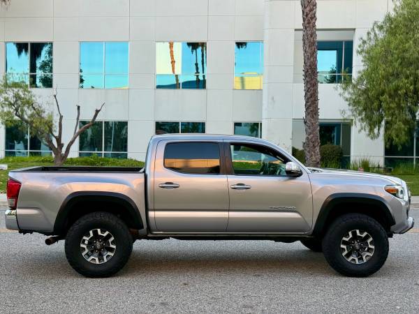 2017 Toyota Tacoma TRD SPORT - Photo 8