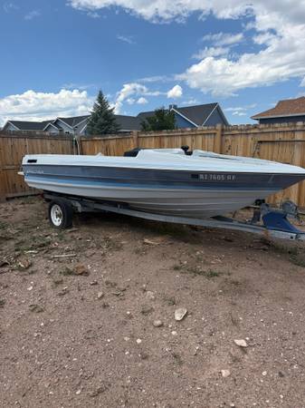 89 bayliner capri 1