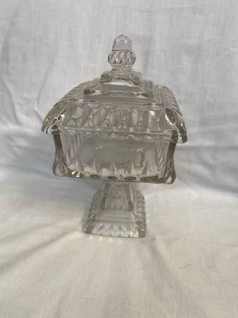 Vintage pressed glass Pedestal Candy Dish 1