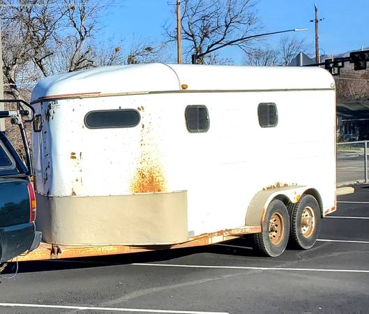 Heavy duty enclosed trailer 1