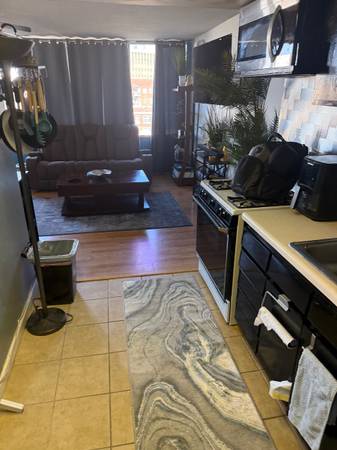 $1,000 / 540ft2 - Rare Deal: Downtown Tulsa Studio w/ Parking + Bills $1000 (Tulsa- 7th / Central Park)63982278076290122
