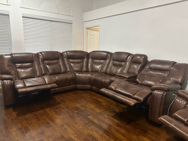 Six couch recliner with four electric seats, brown leather 1