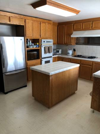 $1,050 / 4br - Habitación amueblada agradable en Livermore (dublin / pleasanton / livermore)63668044818179124