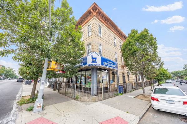 $1,719,000 / 7br - 4300ft2 - Corner Solid Brick Mixed-Use 2 Family + Store in Prime Bushwick! (Bushwick)63788808299651120