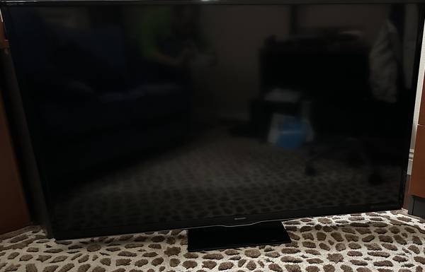 Sharp LC-60EQ10U 60" 1080p LED-LCD HDTV with Wi-Fi 1