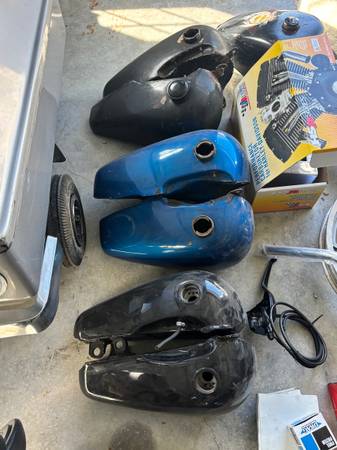 Harley Davidson split tanks. 1