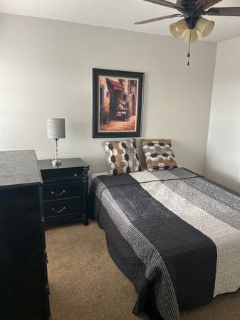 $600 / 1br - Habitación en alquiler $600 (Centennial Hills)63859499818499124