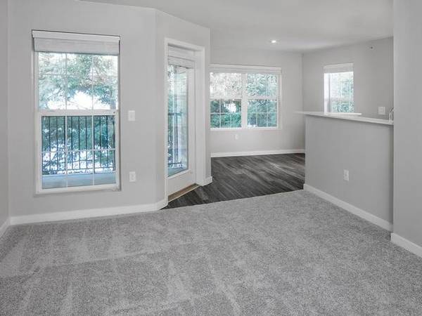 $2,565 / 3br - 1141ft2 - Season & saut in a gourmet kitchen (8900 SW Sweek Drive)64039056216450124