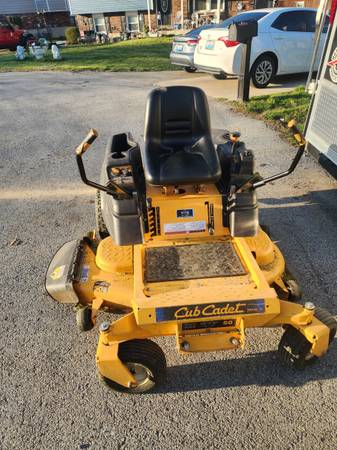 GREAT running 50inch cub cadet zero turn 1