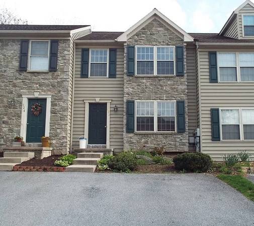 Well Maintained Three Bedroom in Elizabethtown 1