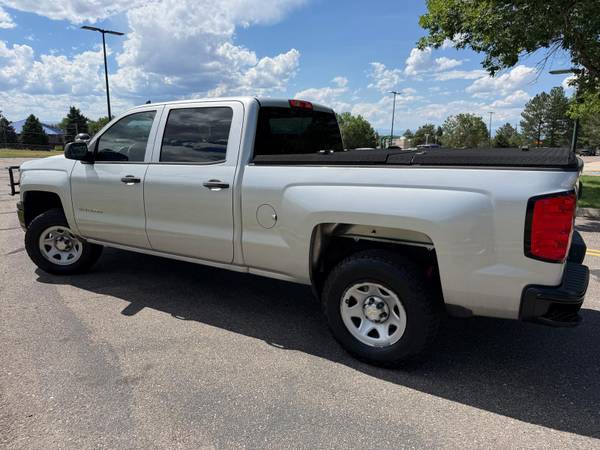 2015 Chevrolet Silverado 1500 4x4 - Photo 2