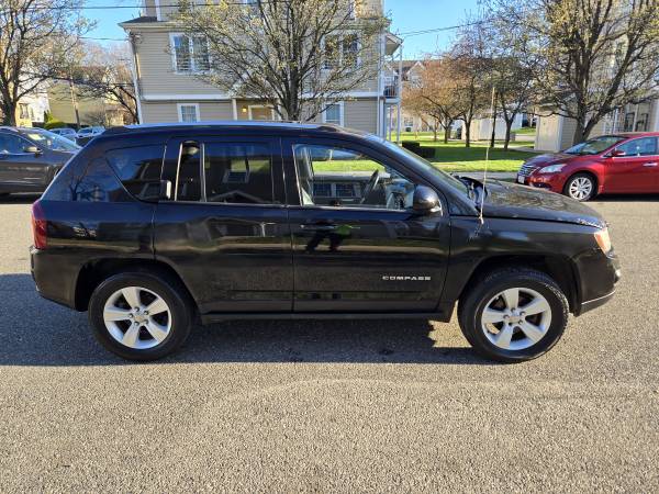 2014 JEEP COMPASS LATITUDE  4X4 BLACK WOW!! $2899 - $2,899 (Staten Island)63612026487297120