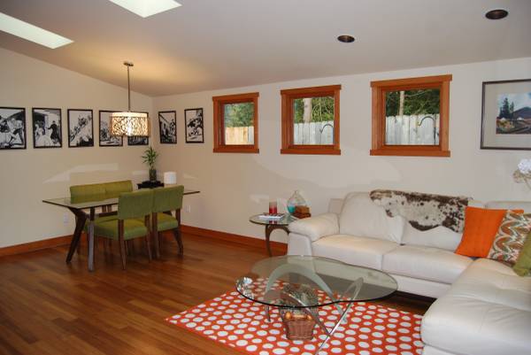 $3,200 / 1br - 1560ft2 - 1 bedroom Guesthouse near Microsoft; rental includes all utilities (Redmond)63884888576643123