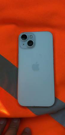 iPhone 15 256 GB 1
