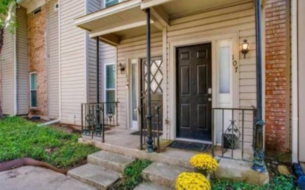 $1,100 / 740ft2 - *** Move in October 1st for $1600.00 Total Move in: Furnished with utilities *** (Dallas)63867601880065120