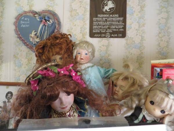 Dolls Paradise Galleries Etc.