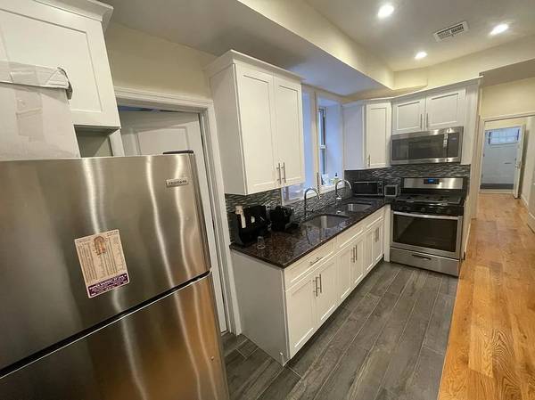 $3,600 / 3br - Massive 3BR/2BA in Marine Park – 1487 E 34th St #3A – $3,600.00 (Brooklyn)63827267263489121