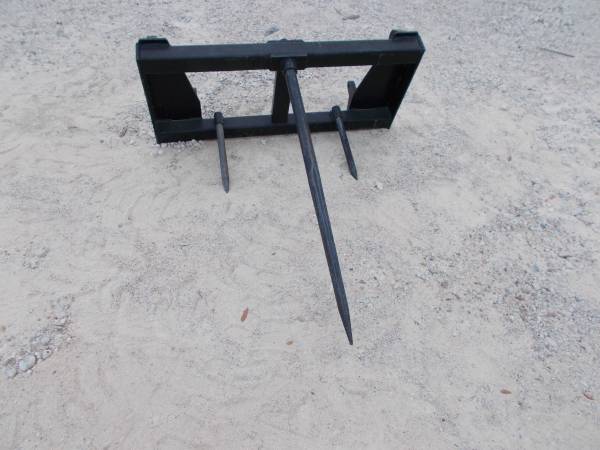 NEW Euro / Global style hay spear 1