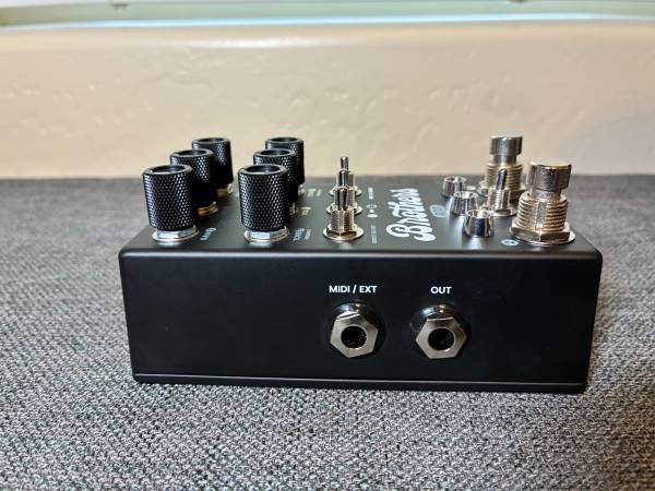 Chase Bliss Audio Brothers AM - Monochrome - musical instruments