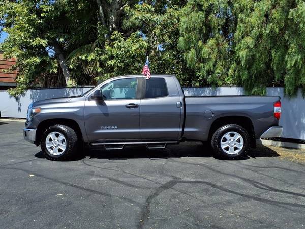 ¡Toyota Tundra Gris 2019 Certificado con GRAN AHORRO! - $27156.00 (1000 OAKS / LOS ÁNGELES Y VENTURA)63618313948929122