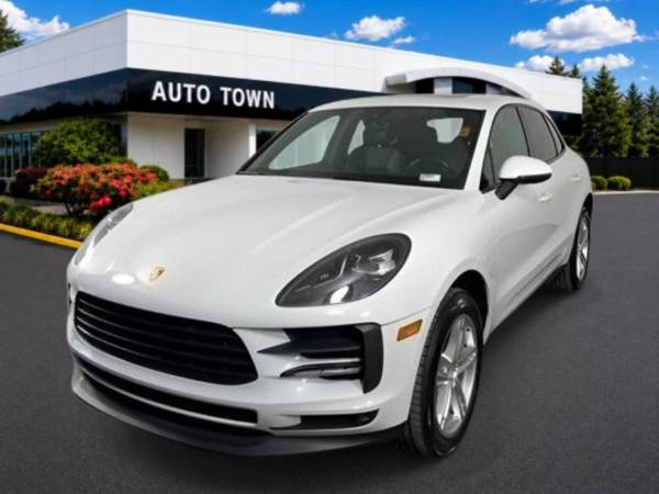 2019 Porsche Macan Base Stop In  Save !!  1
