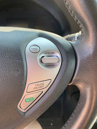 2015 Nissan Leaf SV - $4,50063483433529475123