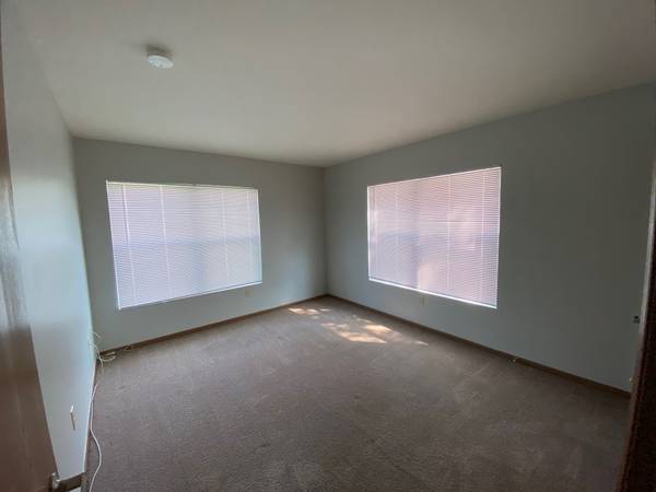 $1,210 / 2br - Fall Into Your New Home This OCTOBER 🍂🍁🍀63924425807362123